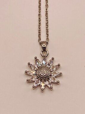 Stainless Steele Silver Tone Sunflower Pendant Necklace Crystal Accents -23B